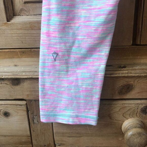 Ivivva Girls Lululemon Colorful Cropped Leggings Pink Green Cropped Size 12 / 14 - Picture 5 of 9